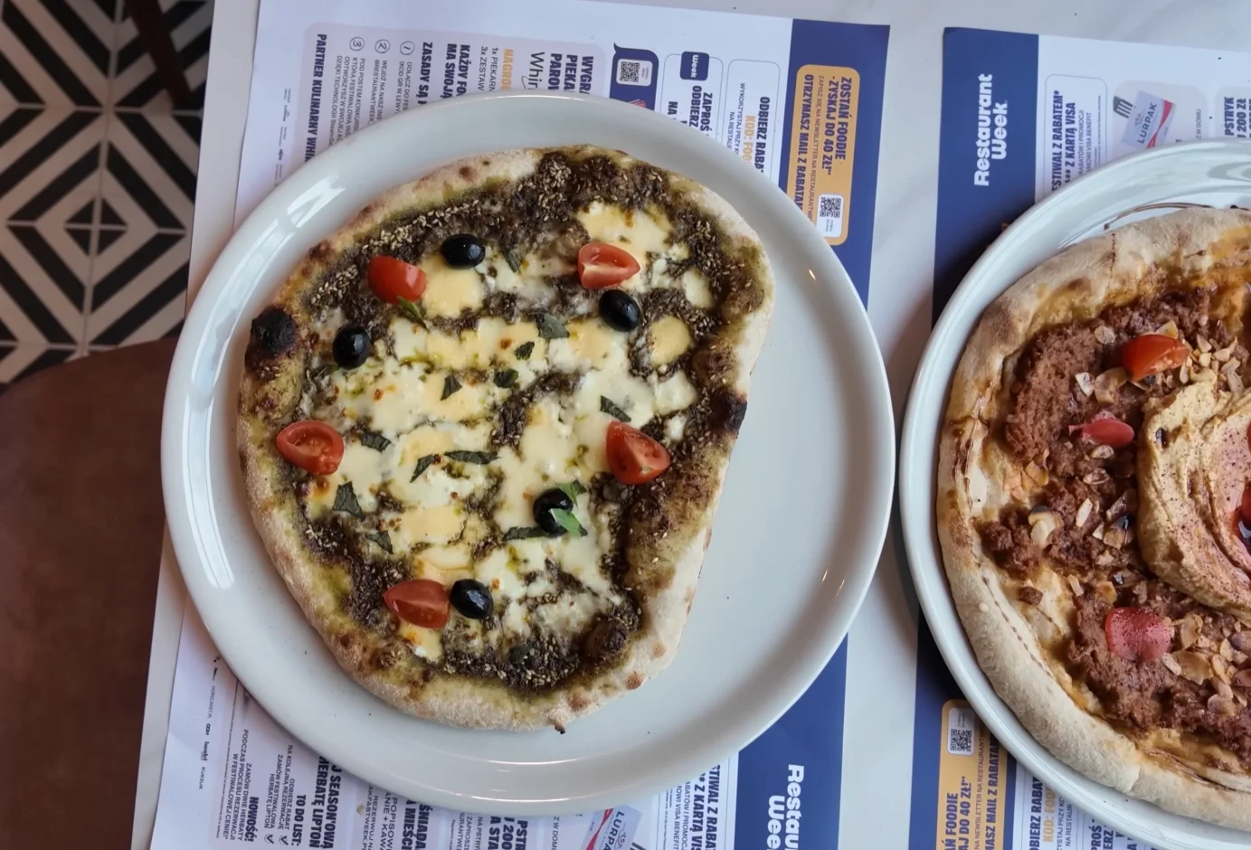 Młynek Manoushe by Elie - manoushe, libańska pizza
